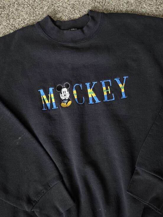 Disney Tops - Mickey & Co Vintage 90s Mickey Mouse Black Crewneck Sweatshirt sz XL Disney USA